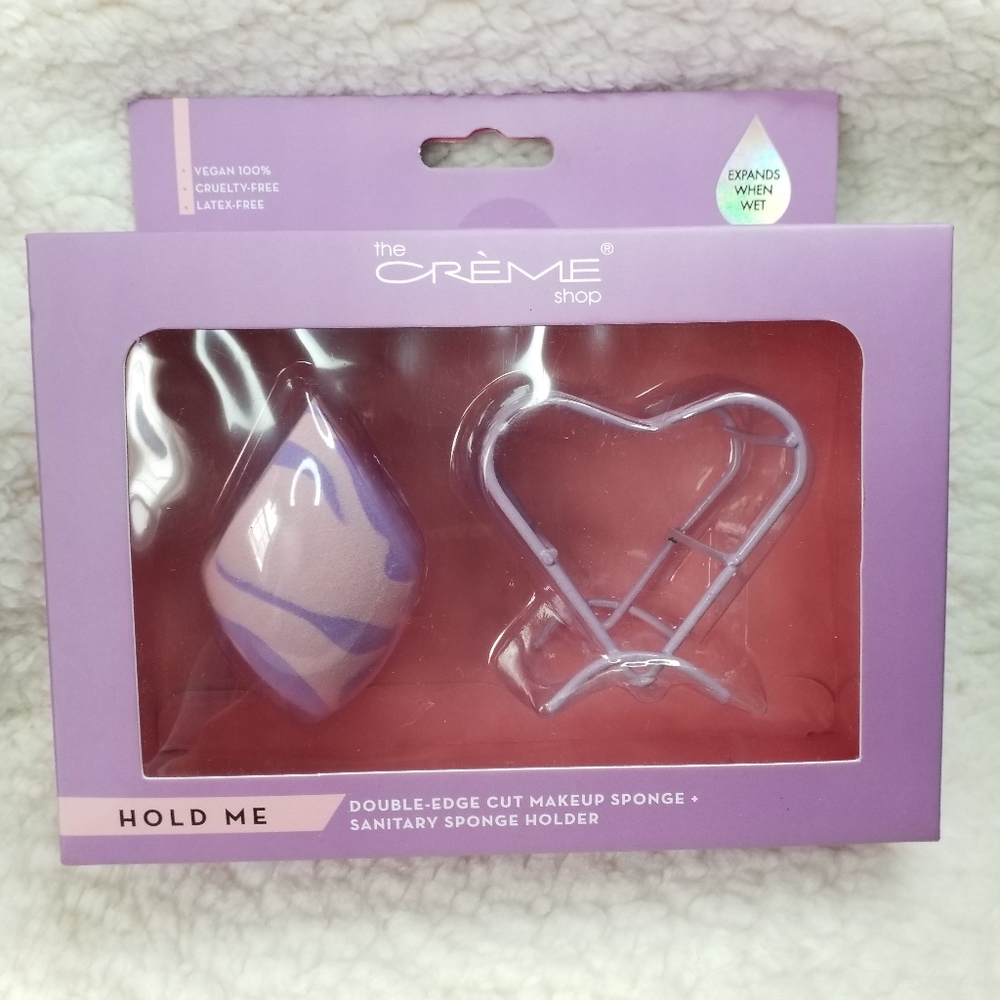 the CRÈME shop Double-Edge Cut Sponge and Sanitary Holder